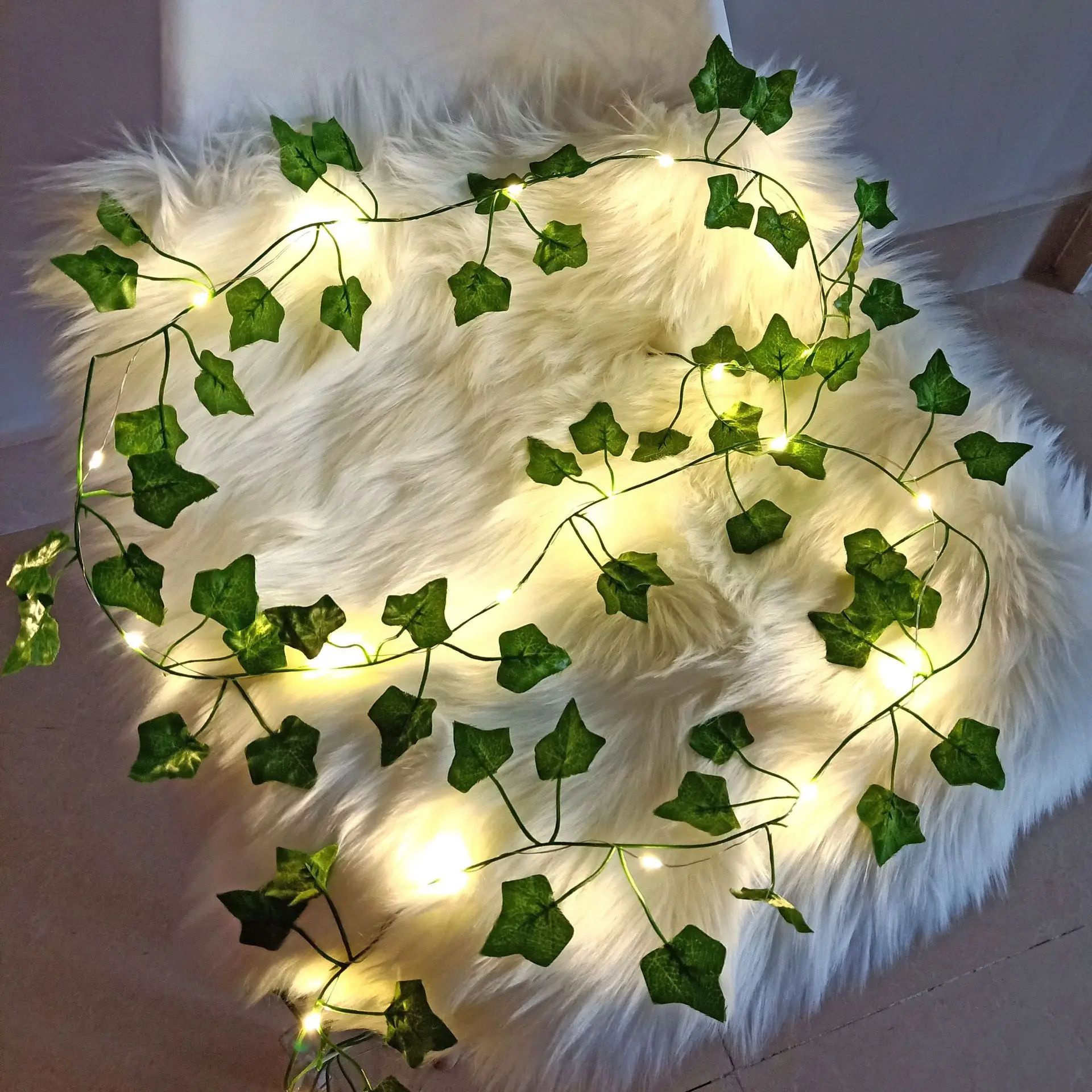 LED Ivy Vine String Lights – Artificial Green Leaf Garland for Bedroom & Wedding Decor
