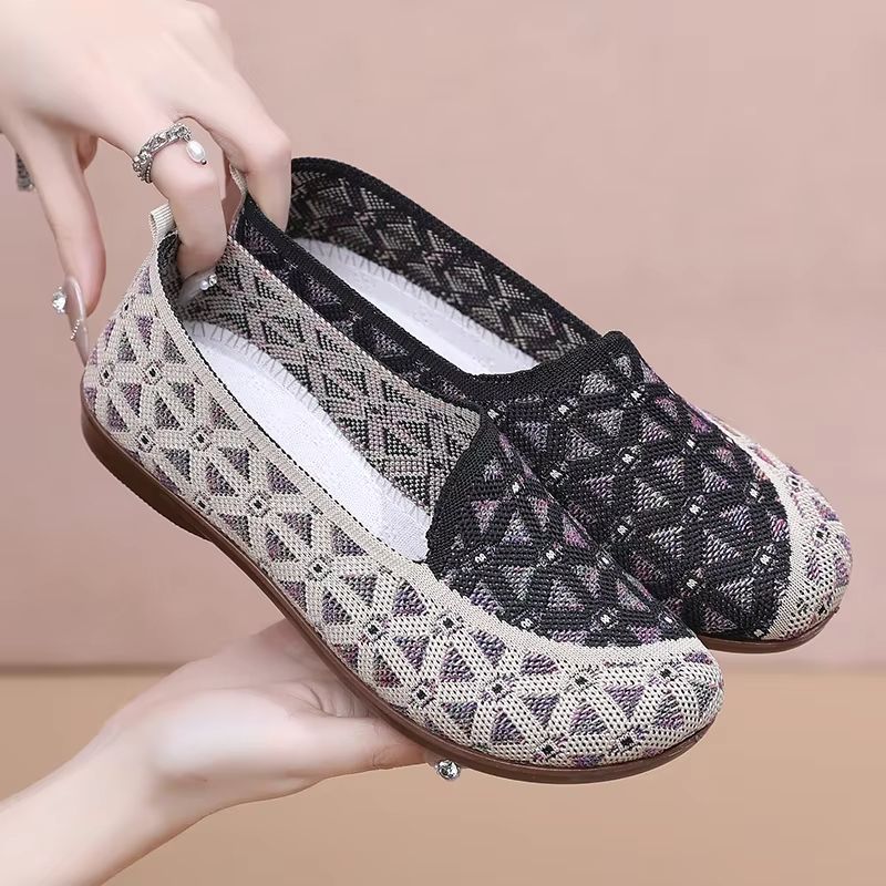 Women's Slip On Walking Shoes Lightweight Soft Sole Non Slip Casual Flats
