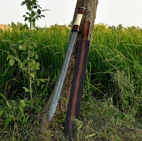 Ancient Greek Spatha Sword | Hand-Forged Damascus Steel Blade