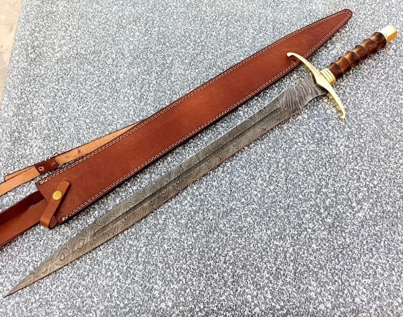 Beautiful Custom Handmade Damascus Steel vikings Sword, Sharp blade sword, battle ready sword, Costume Armor, Gift for h