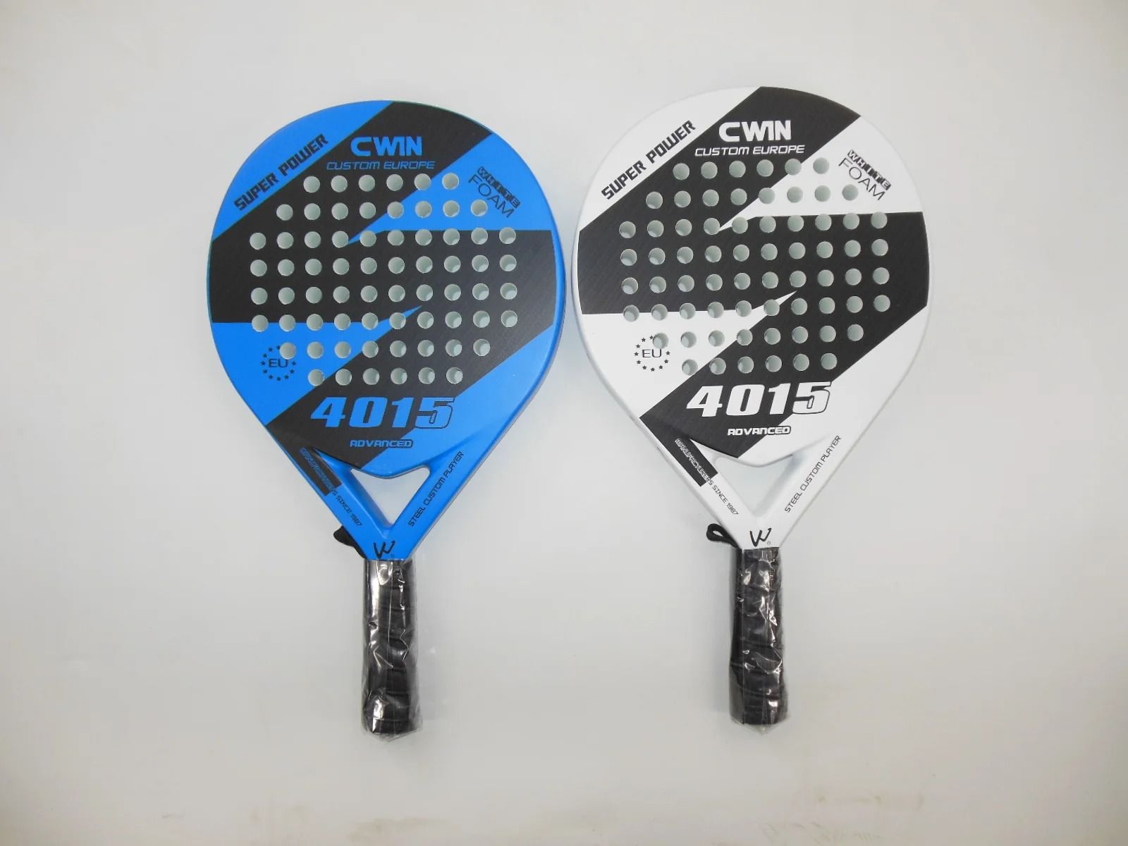 Blue and White Carbon Fiber Beach Sports Tennis Racquet with EVA Core