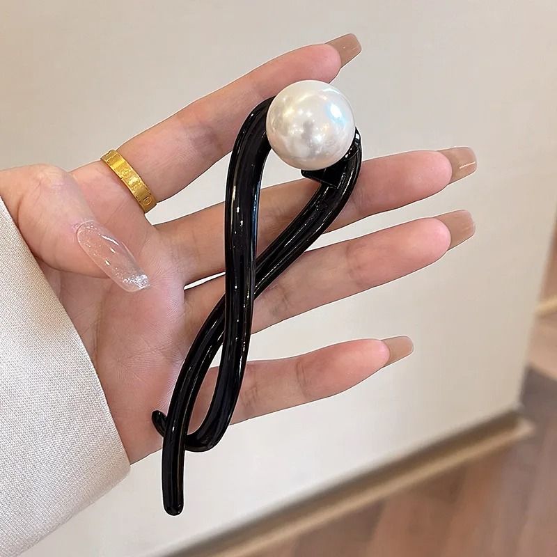 Retro S Shape Twist Hair Clip Hollow Out Ponytail Barrette
