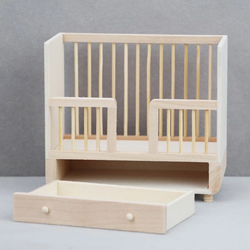 Miniature Baby Crib for 1 12 Dollhouses