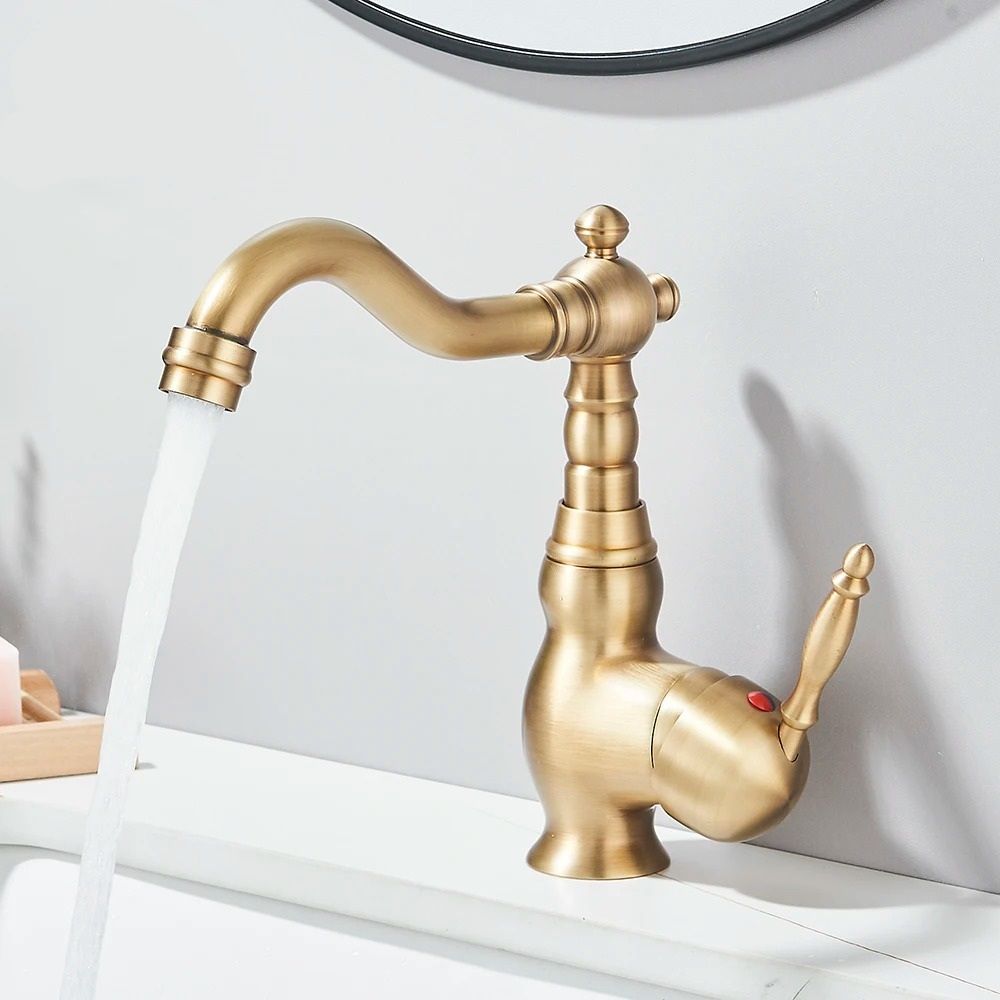 Retro Brass Antique Bronze Kitchen Faucet – Deck Mounted Single Handle Mixer