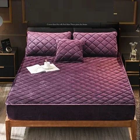 Plush Thickened Crystal Velvet Quilted Mattress Cover
