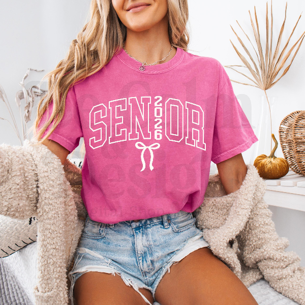 Senior 2026 Shirt Bow Graphic Tee Cute Aesthetic Graduation T-Shirt Casual Womens Top