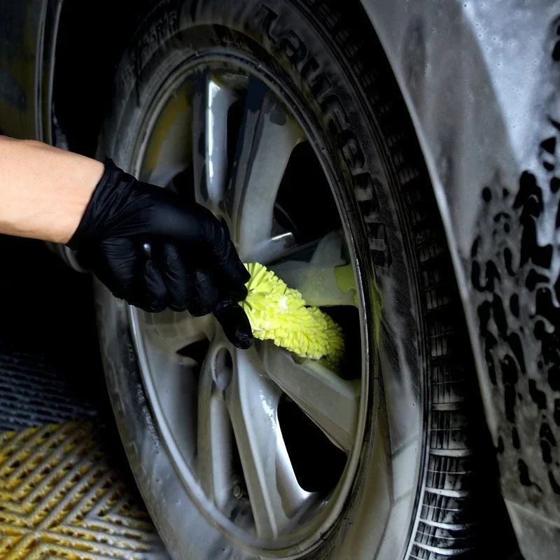 Easy Tire and Wheel Cleaning Brush