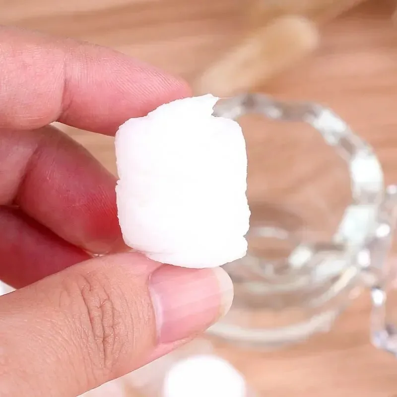 Portable Compressed Face Wash Towels for Camping, Travel & Hotels