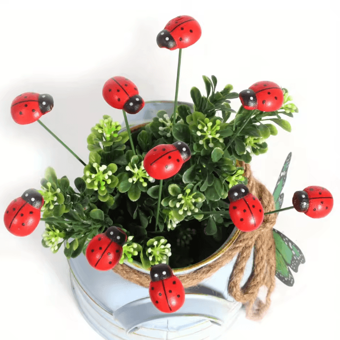 20PCS Red Wooden Ladybug Garden Stakes – Cute Decorative Plant Stakes for Outdoor Yard & Home Decor
