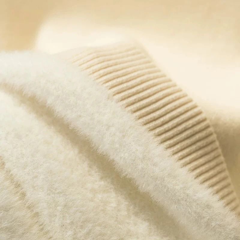 Elegant Thicken Velvet-Lined Turtleneck Sweater – Slim Knit Pullover & Warm Winter Jumper