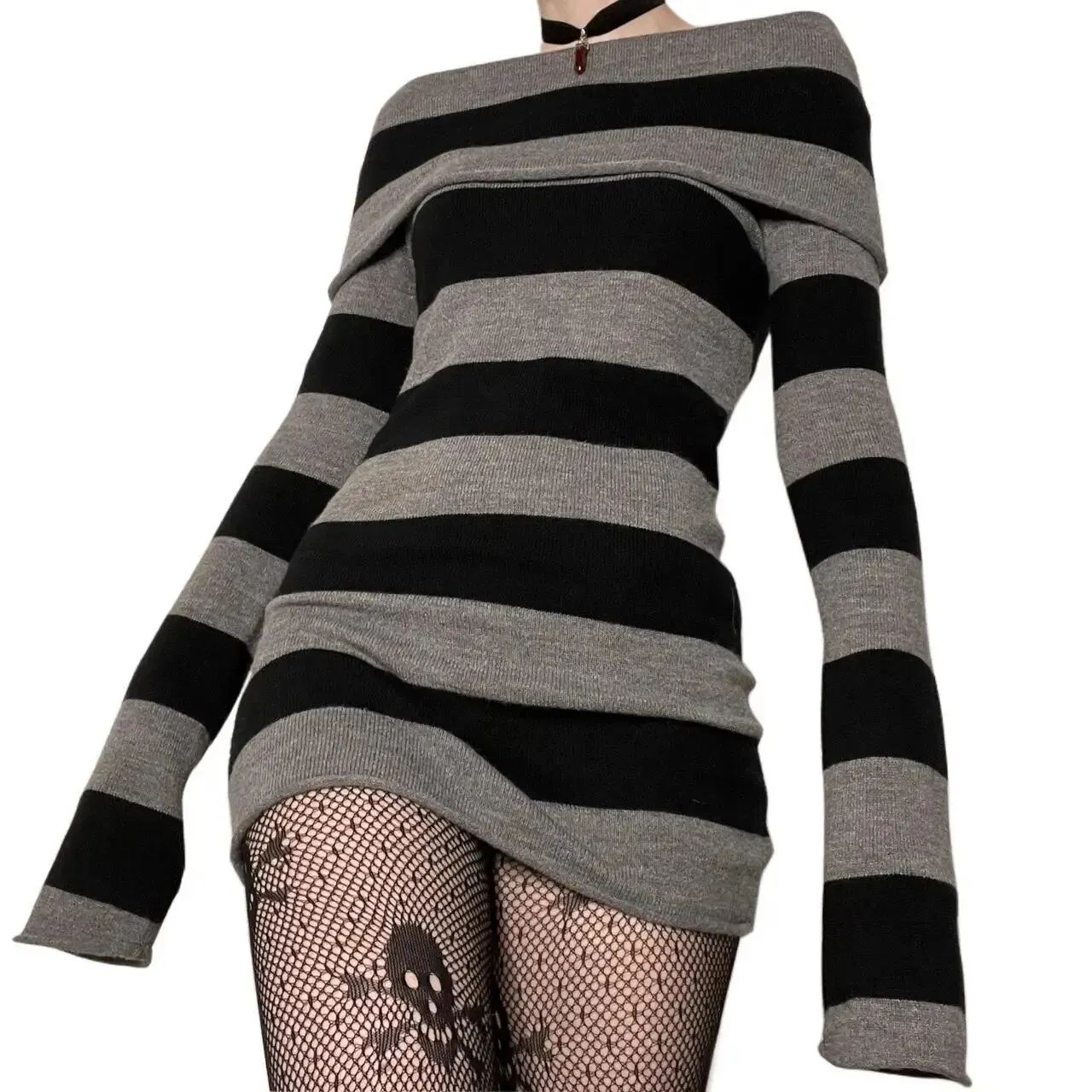 Womens Striped Boat-Neck Bodycon Mini Dress