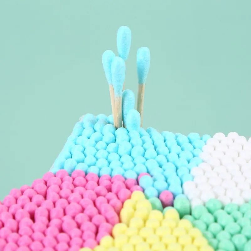 SoftCare Double-Ended Cotton Swabs 500pcs – Gentle Makeup & Ear Cleaning Essentials