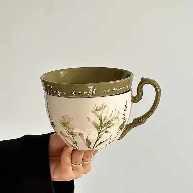 Large Ceramic Breakfast Mug with Lid and Saucer, Retro Style