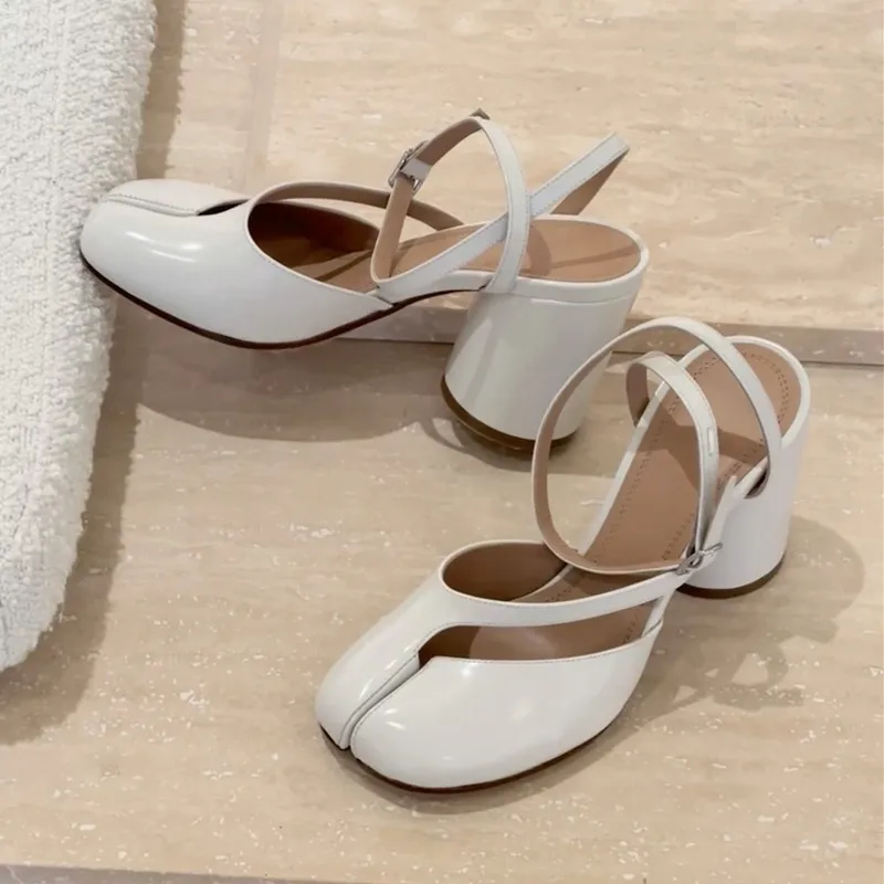 Elegant Designer Split Toe Patent Leather Chunk Heeled Sandals, Womens Fashion Buckle Pumps & Mary Jane High Heels