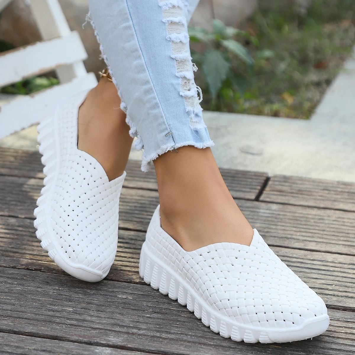 Womens Lightweight Woven Canvas Flats