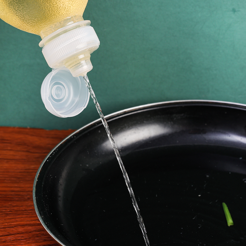 Squeeze Seasoning Bottle for Soy Sauce Oil Control High Temperature Resistance