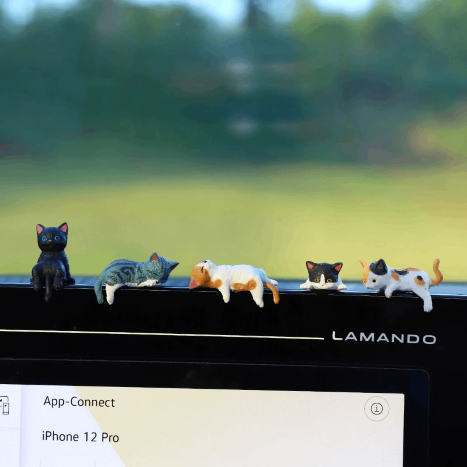 Mini Cat Figurine Desk Decor