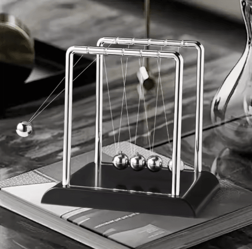 Momentum Flow Newtons Cradle Classic Physics Pendulum Desk Toy & Decor