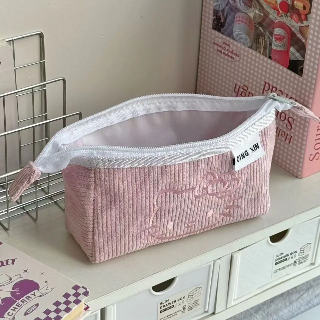 Hello Kitty Cute Cartoon Cosmetic Bag Large Capacity Stationery Storage Pouch