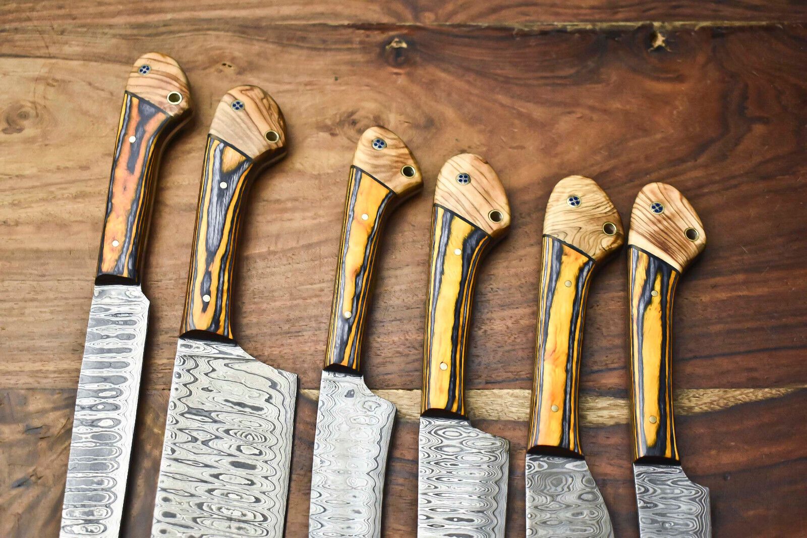 5 Artisan Damascus Steel Kitchen Knives – Handmade & Hammered Design