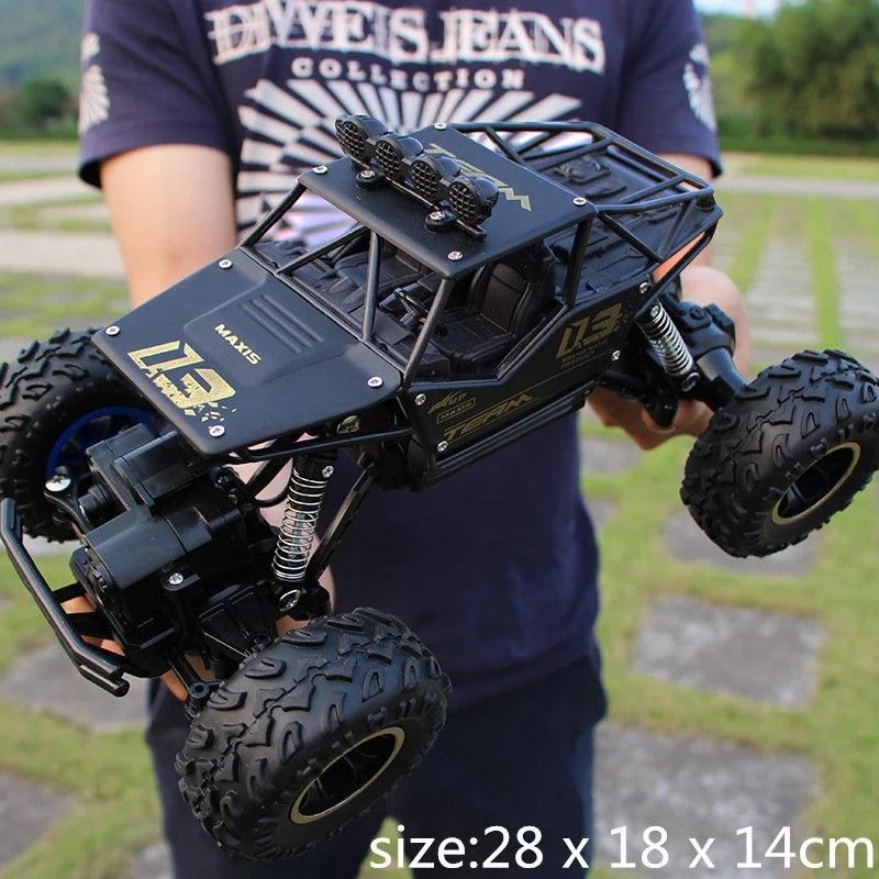 4WD RC Off-Road Car with Shockproof Suspension and 2.4GHz Remote Control – 1:12 / 1:16 Scale
