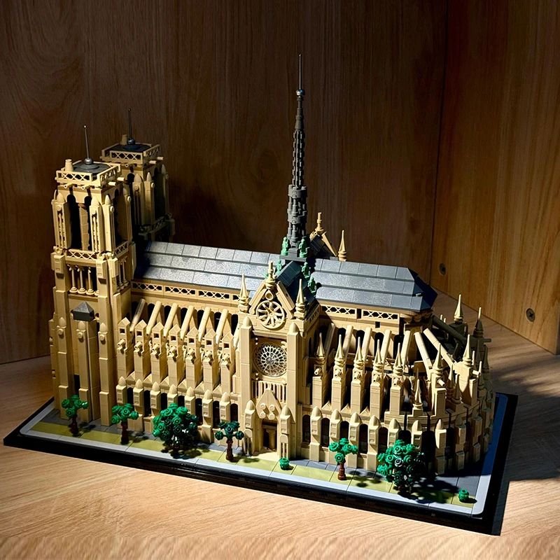 Notre-Dame de Paris Architectural Building Set – 4383 Piece Collectible Model Kit for Adults