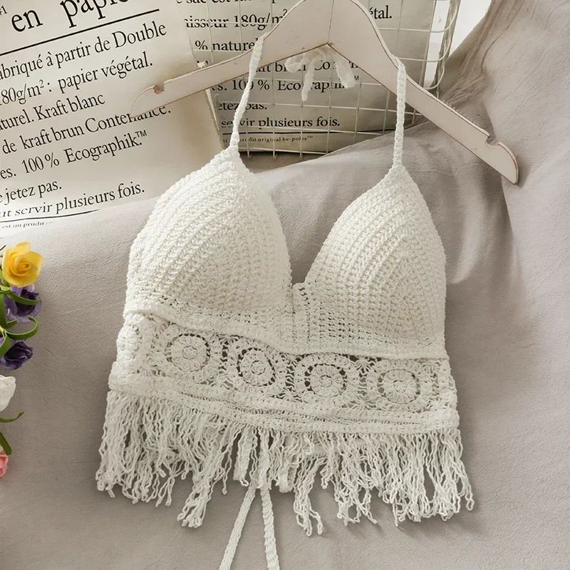 Retro Lace Halter Hollow-Out Crop Top – Tassel Beach Cami with Built-In Bra