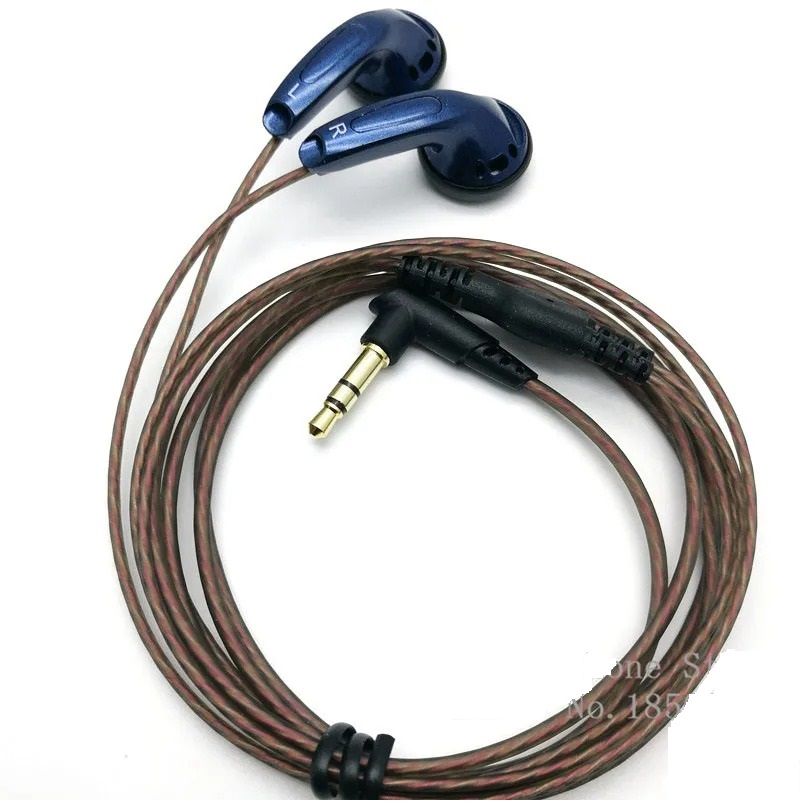 HiFi In Ear Earphones with 15mm Driver and L Shaped Cable