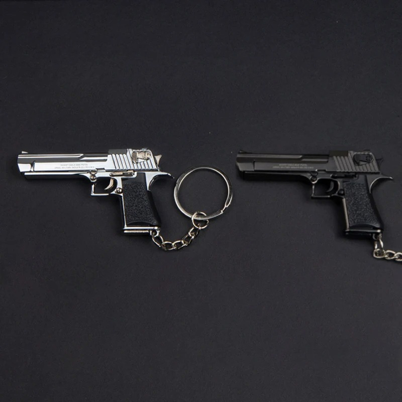Mini Scale Desert Eagle Pistol Keychain, Metal Toy Gun, Weapon Model, Christmas Gift for Adults and Kids