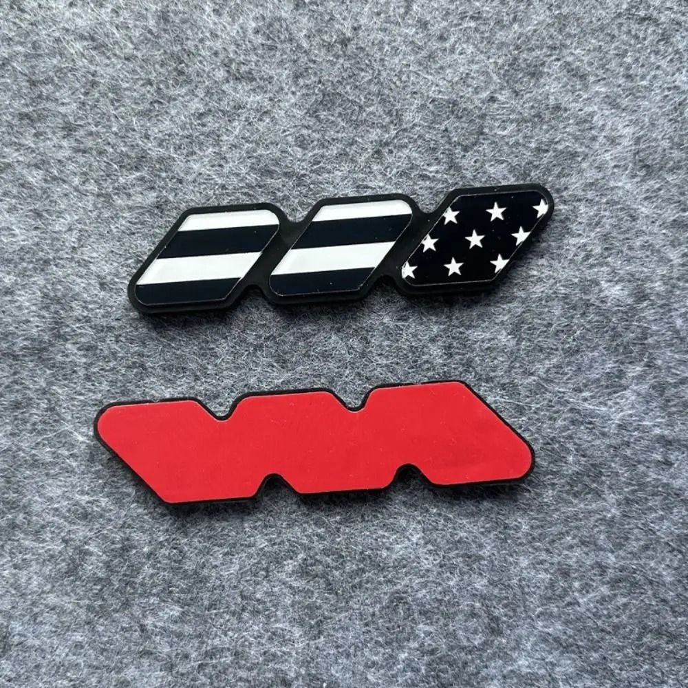 Tri-Color Grille Badge Emblem – Modified Decorative Strip – High-Yield Automotive Interaction Hub