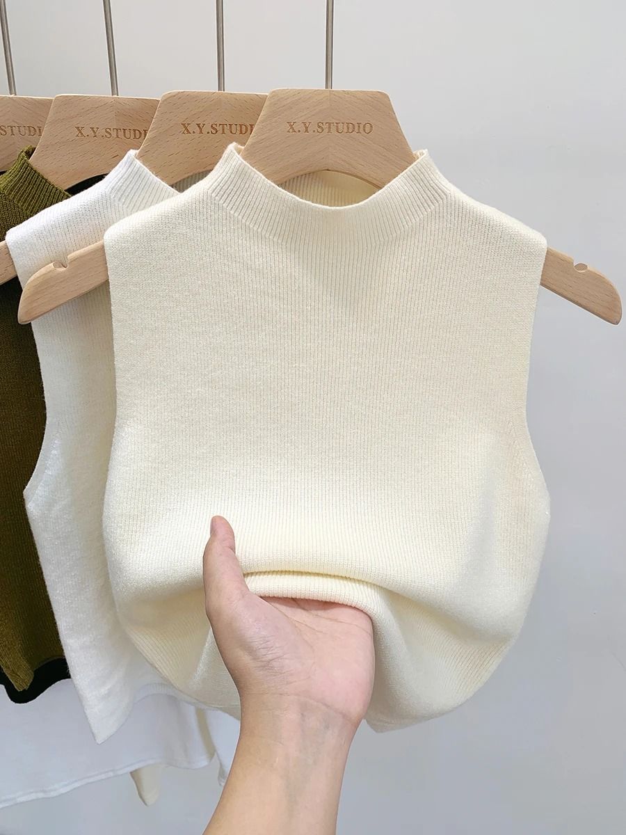 Slim Fit Knitted Tank Top Sleeveless Short Pullover Sweater for Women
