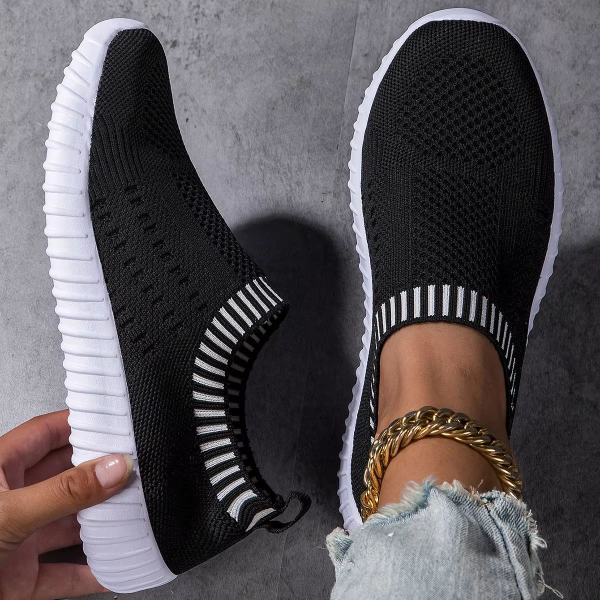 Women's Breathable Knit Sneakers Lightweight Mesh Casual Lace Up Shoes