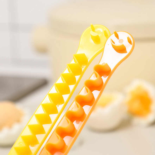 2 Pc Lace Boiled Egg Cutter