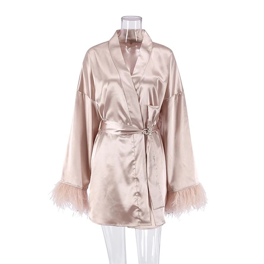 Luxurious Feather-Trimmed Satin Bathrobe – Professional Mini Peignoir & Loose Bridal Wedding Robe