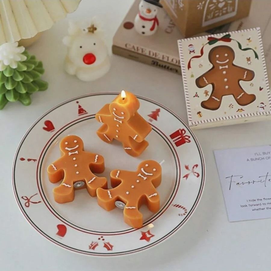 1pc Christmas Gingerbread Man Aromatherapy Candle Coffee Milk Fragrance Gift Shape Wax