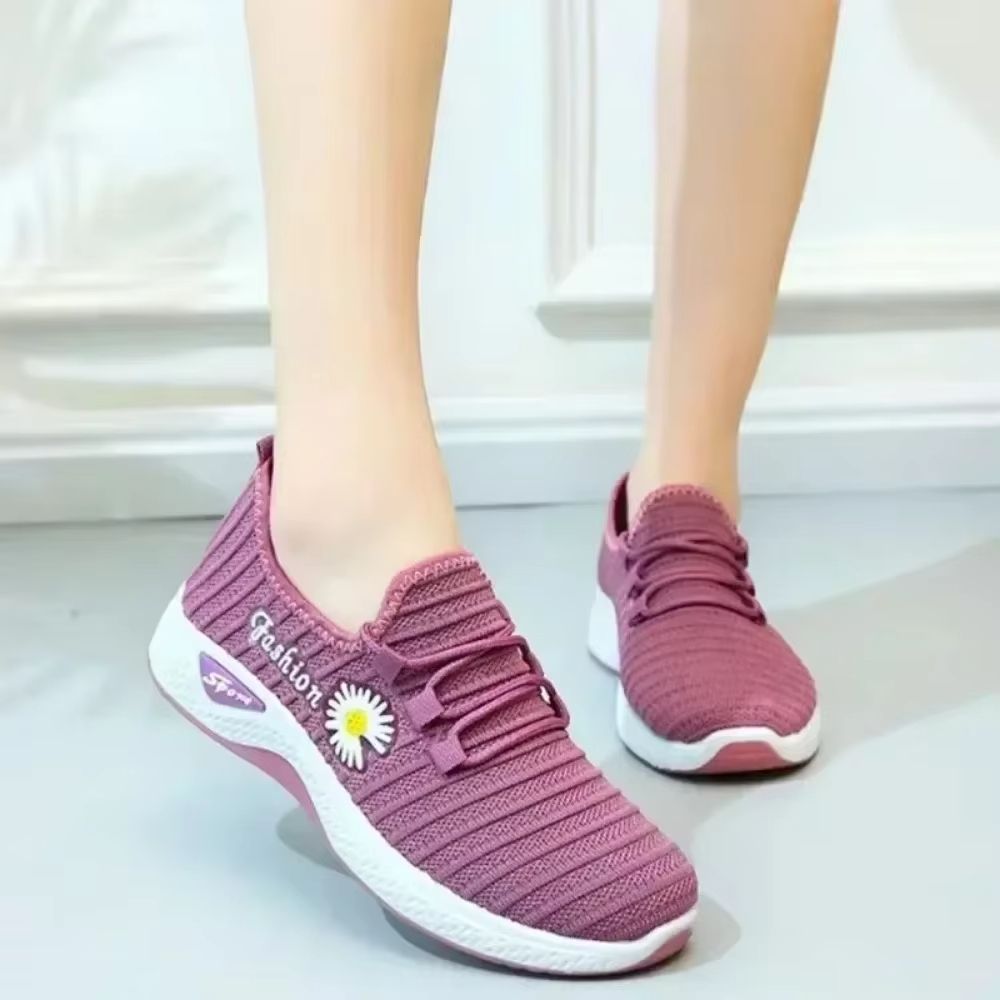 Fashionable Sports Shoes for Women – Lightweight Breathable Mesh, Soft Soled Casual Shoes for Comfort and Style