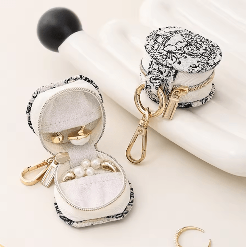 1pc Mini Travel Jewelry Organizer Portable Jewelry Case Box for Earrings, Necklaces, and Rings Handbag Storage
