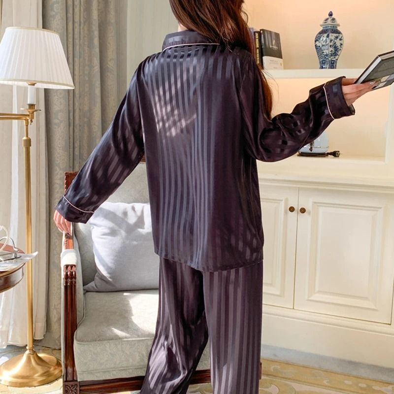 Luxe Frost Ice Silk Lounge Set – Lightweight Long Sleeve Sleepwear