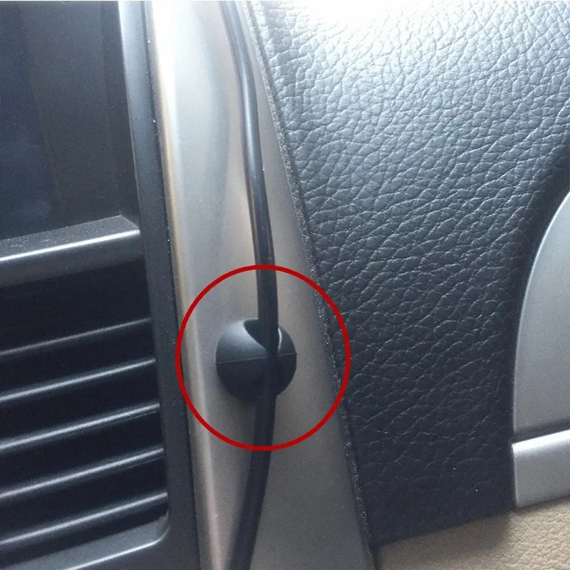 Fixing Clip for Charging Cables, Car Accessories Table Hub Organizer for Headphone and Charger Tangle Control