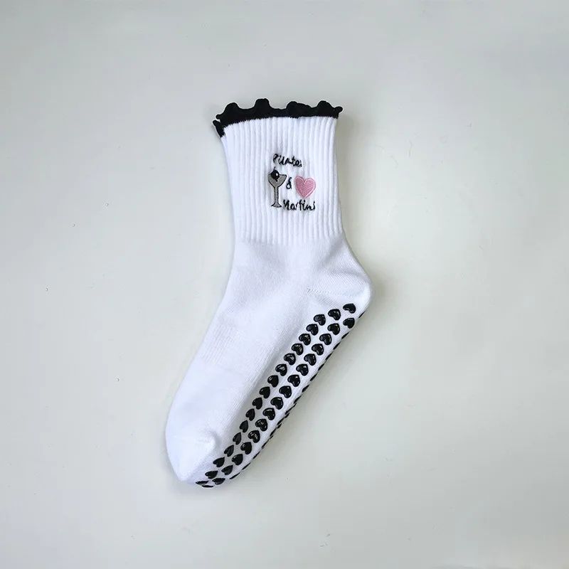 Womens Knitted Embroidered Non-Slip Yoga Socks EU 36–43 – Silicone Grip Pilates & Fitness Mid-Calf Socks