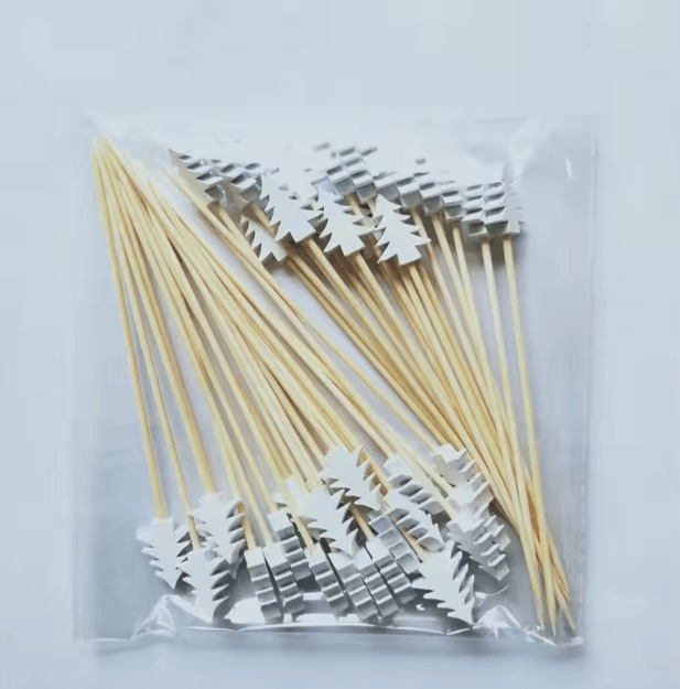 Christmas Cocktail Picks Set – 50pcs Bamboo Fruit Sticks for Festive Appetizers & Party Decor