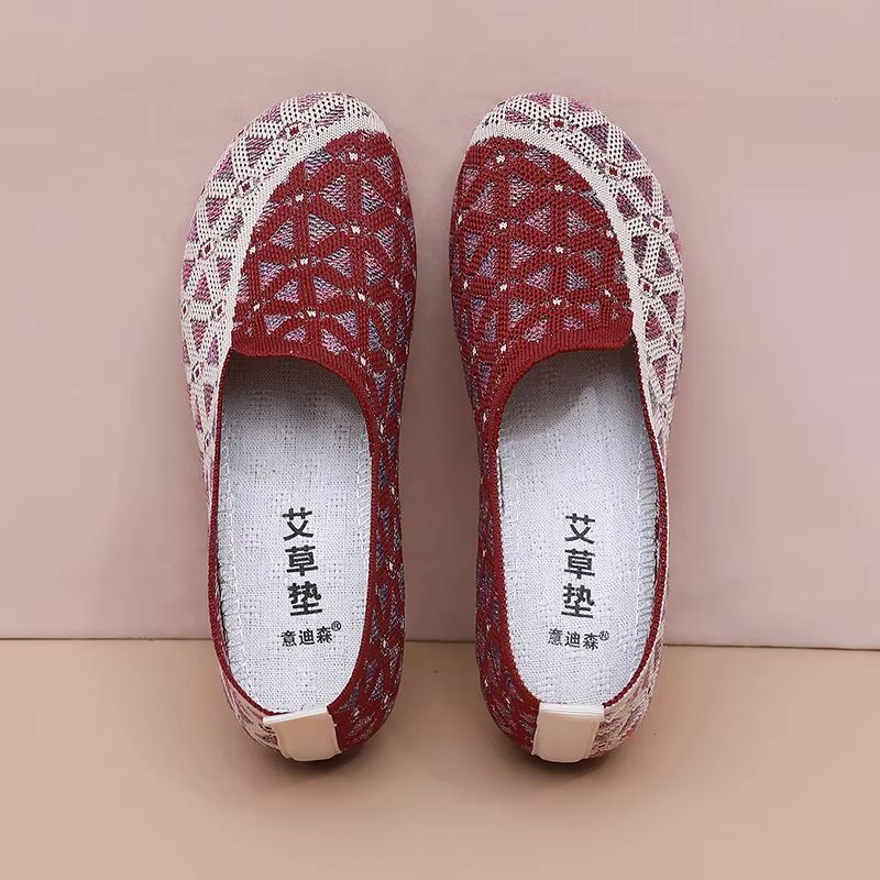 SoftStep Lightweight Slip-On Shoes for Women 2025 – Anti-Slip Casual Comfort Walkers
