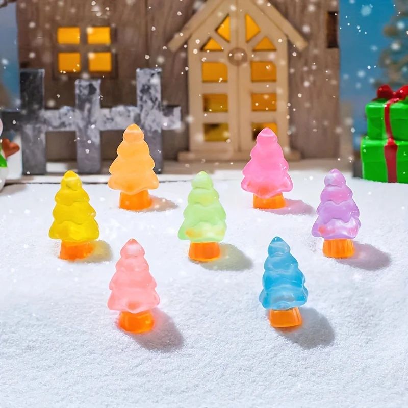 Glow-in-the-Dark Christmas Mini Ornaments – 16-Piece Resin Tree & Tabletop Decor Set