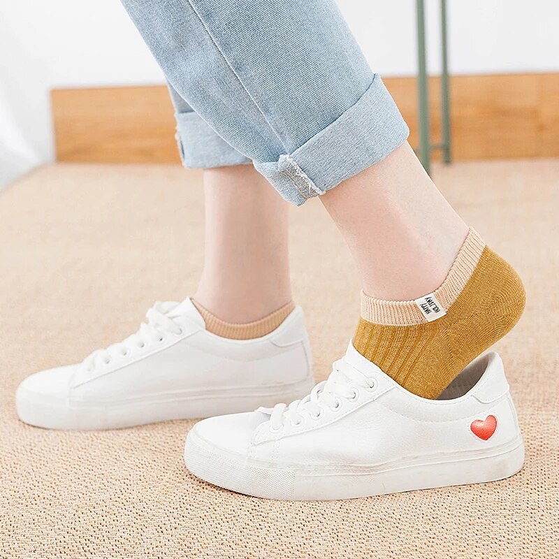 Cute Slogan Women Ankle Socks Soft Breathable Letter Print College Style Casual Socks
