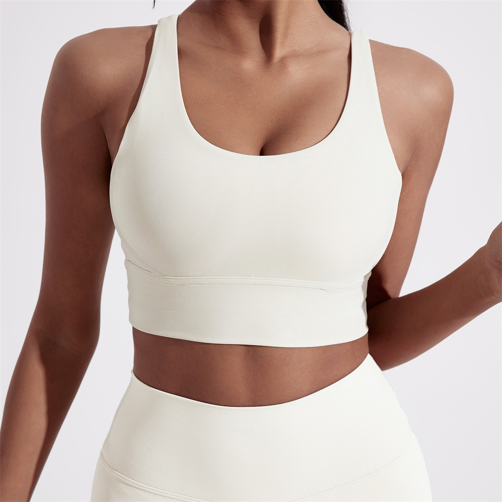Solid Color Cross-Back Sports Bra with Chest Pad for High-Impact Training and Yoga