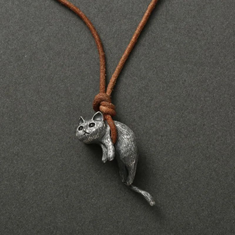 Original Design Cat Pendant Necklace, Creative Personality Jewelry Gift for Women & Men