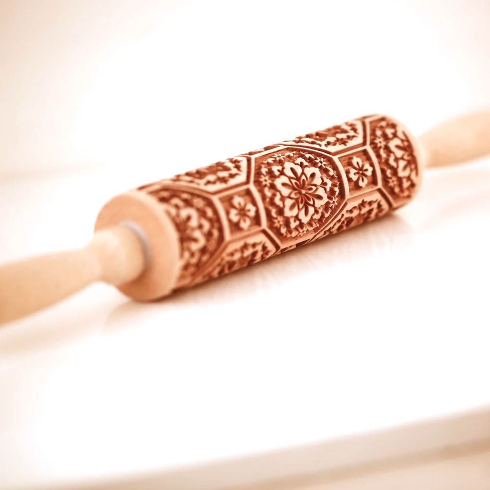 European Retro Flower Embossed Wooden Rolling Pin 13.78 Inch Beech Wood Cookie Roller