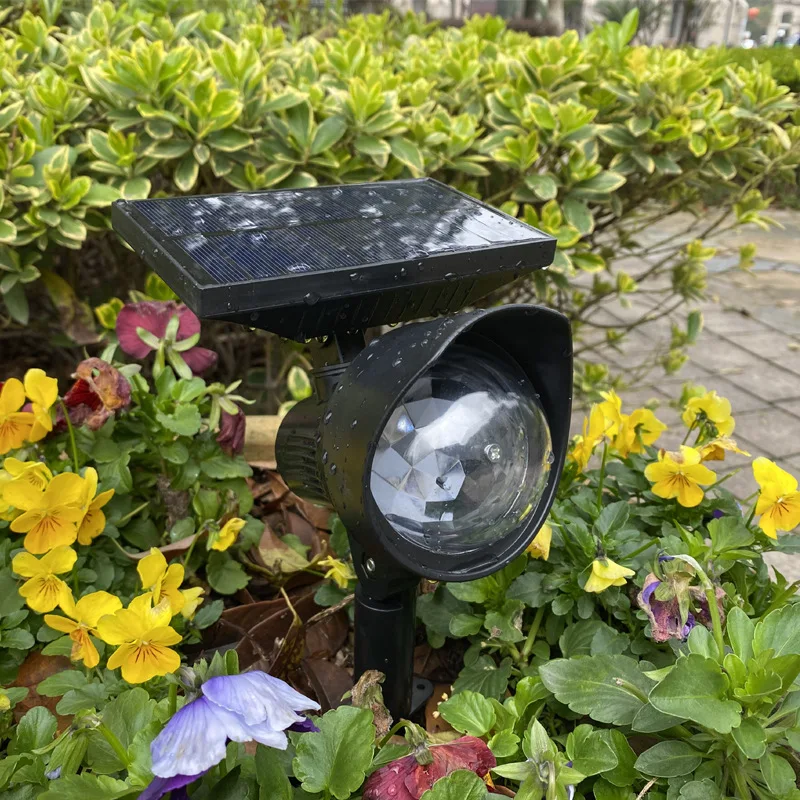 Waterproof Solar Rotating Projection Lamp for Lawn, Creative Outdoor Villa Garden Decoration Atmosphere Light