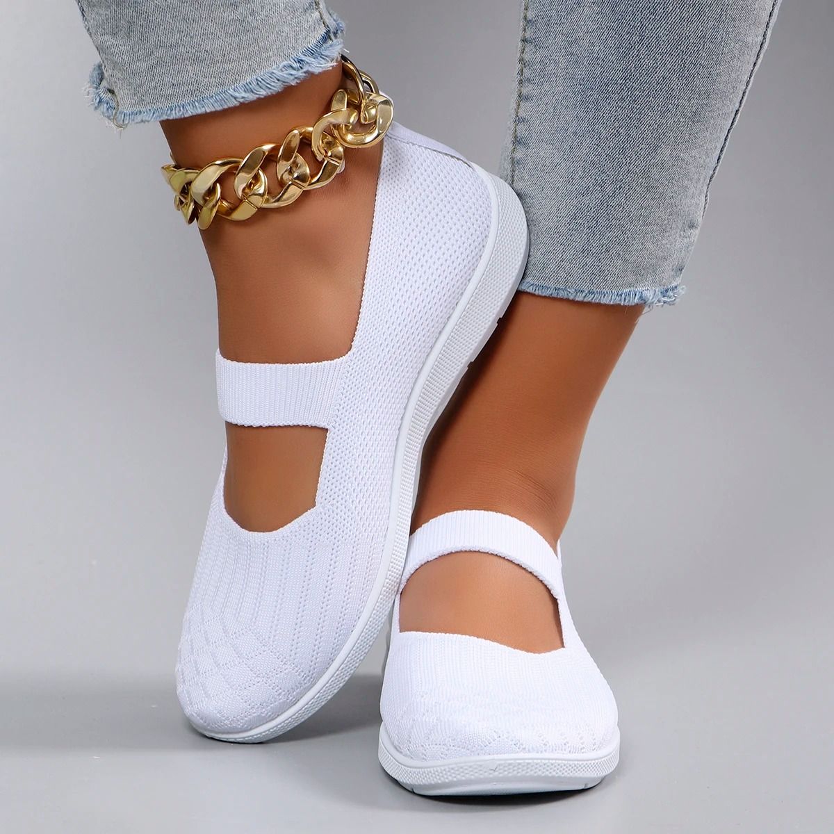 Elevated Breathable Mesh Walking Sneakers