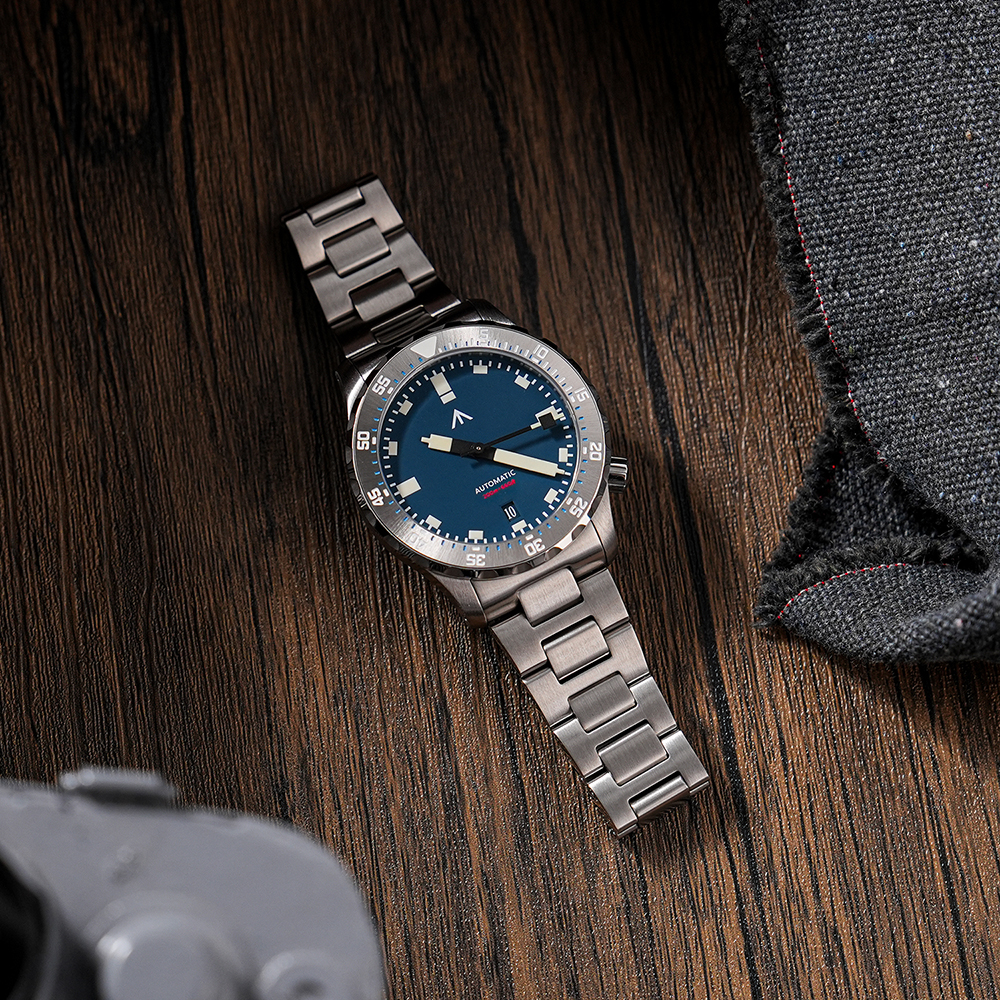 Luxury Automatic Mechanical Watch with Sapphire PVD Waterproof Design, Luminous Dial